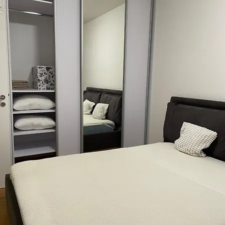 Peaceful Escape & Cozy Backyard Lejlighed Prag